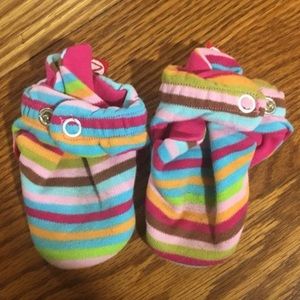 Zutano booties baby girl, new without tags
